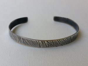 armband i oxiderat sterling silver